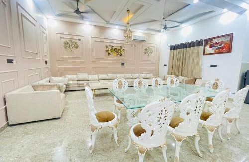 Gurugram House | Farm stay with pool gurgaon