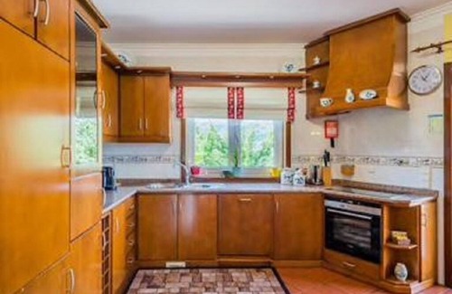 Cinfaes House | Farm Villa Verde located in the village of Cinfães