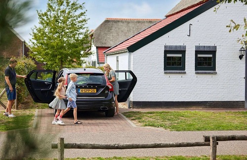 Roggel Villa | Farm Villa with beautiful garden, in Limburg