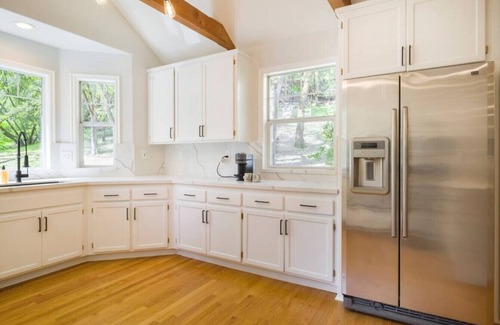 Santa Rosa House | Farmhouse at Sonoma Oaks. Hot Tub, Pool, Bocce!