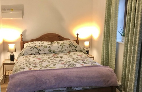 Wall-under-heywood Other | Farmhouse B&B In Beautiful area rooms great for couples or families
