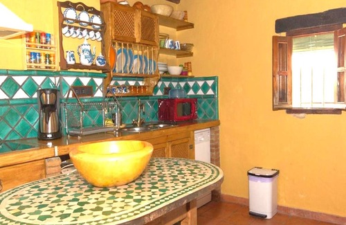 Algarinejo Cottage | Farmhouse by the river intAlgarinejo