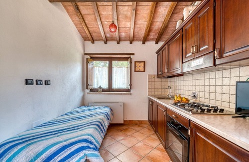 Giano dell'Umbria Other | Farmhouse 'Casale Storico Fogliani- Margherita' with Mountain View, Shared Pool and Wi-Fi