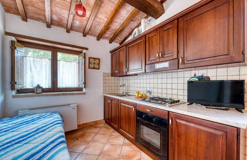 Giano dell'Umbria Other | Farmhouse 'Casale Storico Fogliani- Margherita' with Mountain View, Shared Pool and Wi-Fi