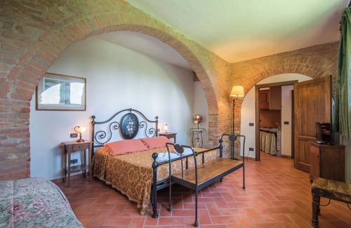 Santarello Other | Farmhouse "Il Greppo - Aleatico" with Shared Pool & Shared Garden