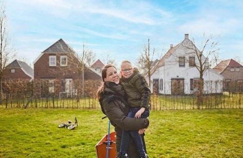 Roggel Villa | Farmhouse in Limburg near Designer Outlet