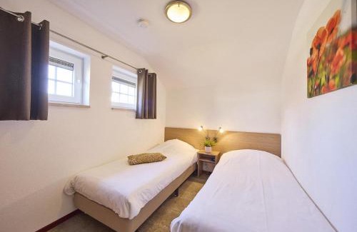 Roggel Villa | Farmhouse in Limburg near Designer Outlet