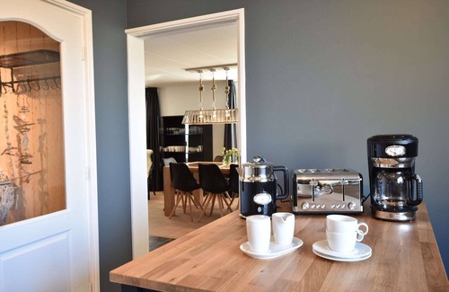 Sint Maartensvlotbrug House | Farmhouse in North Holland near Beaches