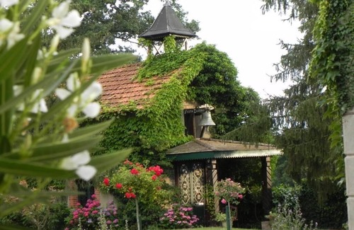 Bourg-le-Comte House | Farmhouse in southern Burgundy