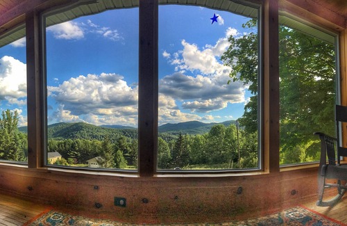 Richford House | Farmhouse in the mountains, easy drive to Jay Peak
