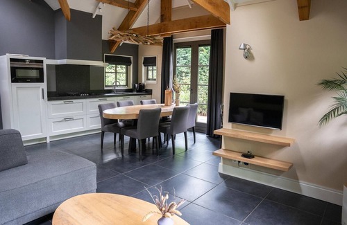 Ermelo House | Farmhouse in Veluwe with Sauna and Nature Views