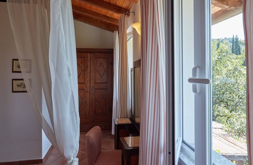 Nocchi Cottage | Farmhouse La Gianna - House in the hills - Beach club in Viareggio included