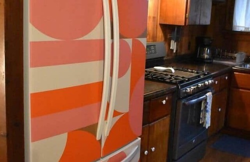 Freshwater House | Farmhouse on Cannabis Farm - Cabin Feel