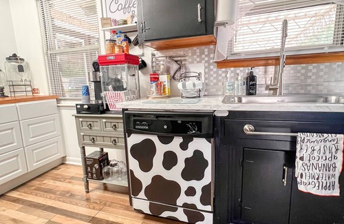 Nashville House | Farmhouse Style Nashville Stay with Hot Tub, Games, Fire Pit, Family Friendly