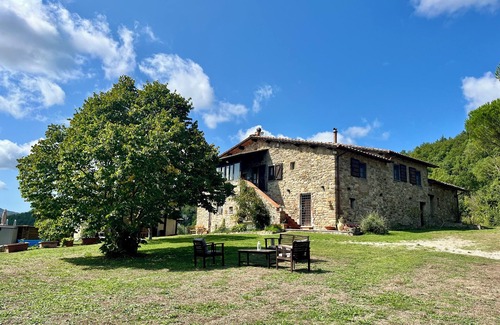 Umbertide House | Farmhouse with incredible view with pool