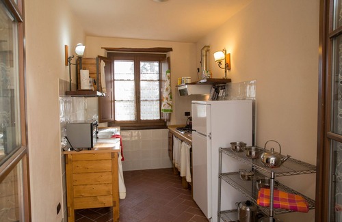 Sarteano Other | Farmhouse with private pool and garden within walking distance to town
