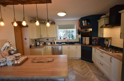 Boraston Other | Farmhouse with rural and river views & 10 minute walk to market town