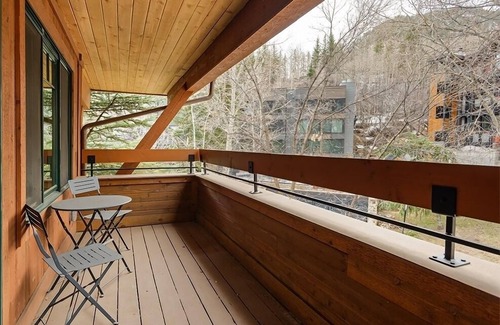 Aspen Condo | Fasching Haus Unit 303 | Sunny Top Floor Condo, 2 Private Decks, 2 Blocks to Downtown Aspen