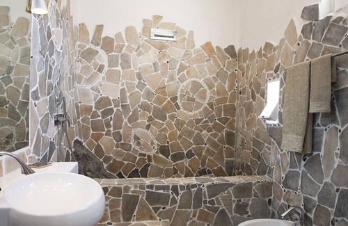 Aieta Apartment | Fascinante monolocale arredato in stile etnico a 20 minuti dal mare