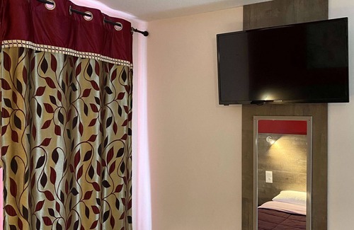 Brie-Comte-Robert Hotel | Fast Hotel Brie- Comte-Robert