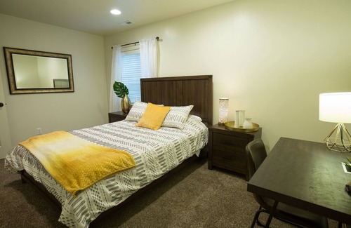 Pleasant View Apartment | Fast Wifi,pets,private Entrance,3 Mins to BYU