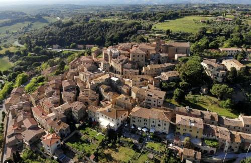 Casale Marittimo Apartment | Fattoria Podere i Luoghi