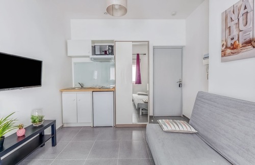 Saint-Quentin Apartment | 🌟Faubourg d'Isle 2🌟Studio🌟Cosy🌟 near station 🌟IUT🌟