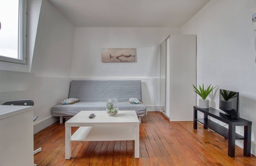 Saint-Quentin Apartment | 🌟Faubourg d'Isle 6🌟Studio🌟Cosy🌟 near station 🌟IUT🌟