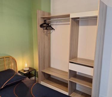 Orleans Apartment | Faubourg des voyageurs 6 - T3 climatisé 4 personnes - proche axe autoroute