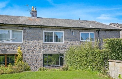 Central Aberdeen Apartment | Faulds Crescent Lodge | Grampian Lettings