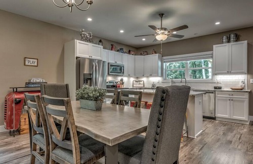 Blairsville Cabin | Fawn'd Memories - Hot Tub | Fire Pit | Gas Grill
