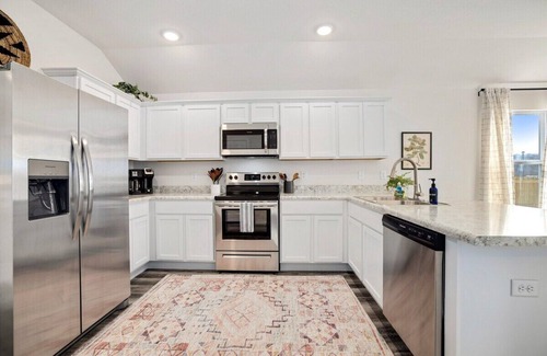 Fayetteville House | Fay Getaway - 2 miles from DT Fayetteville