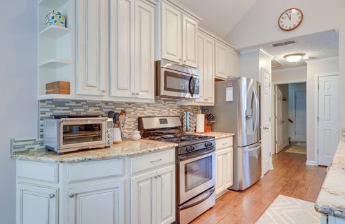 Fayetteville House | Fayetteville Retreat w/Hot Tub & Fenced Yard
