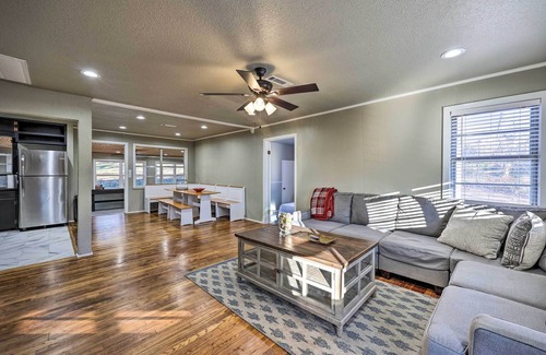 Fayetteville House | Fayetteville Vacation Rental - 2 Mi to Dtwn!