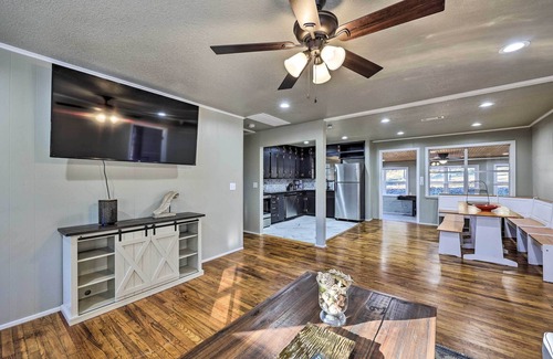 Fayetteville House | Fayetteville Vacation Rental - 2 Mi to Dtwn!