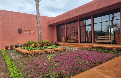 Angola House | Fazenda IRMÃOS CHAVES