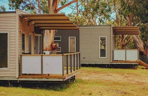 Cape Otway Cabin | FDE 29 - FAMILY DELUXE 3 BEDROOM CABIN