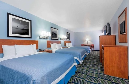 East Las Vegas Apartment | Featuring a year round indoor pool and a hot tub .