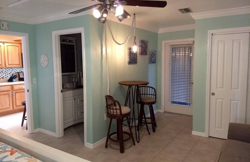 Port Charlotte House | Feb & Mar openings! 2 King Stes, Pet nFriendly! Pool! Water View! Well stocked!