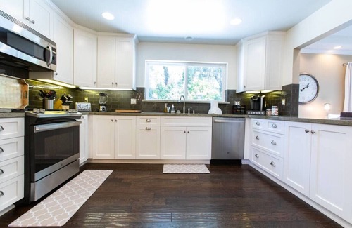 Mission Viejo House | Feel At Home In MV - 'Good Vibes Only' Mentality
