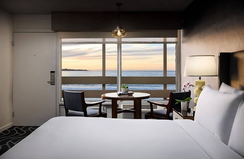 Monterey House | Feel Good and Fine! Pet-Friendly Unit with Superb Beach Views! Free Parking!