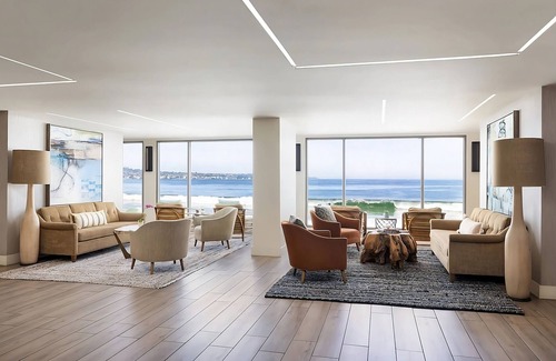 Monterey House | Feel Good and Fine! Pet-Friendly Unit with Superb Beach Views! Free Parking!