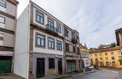 Santa Marinha Apartment | Feel Porto Wine Essence I