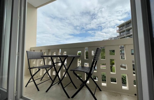 Downtown Le Havre Apartment | FEET IN THE WATER