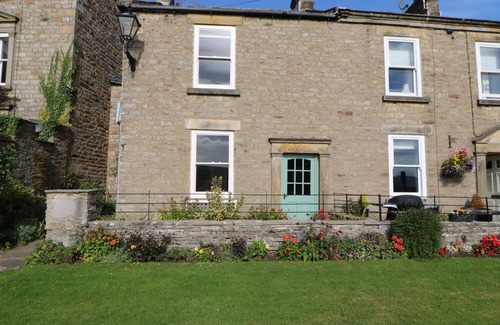Reeth Cottage | FELLSIDE, family friendly, character holiday cottage in Reeth
