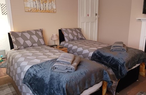 Felpham House | Felpham Guest House - Self Catering