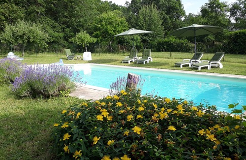 Paunat Cottage | Fem (dog friendly) gite, with swimming pool. In the heart of the Dordogne!