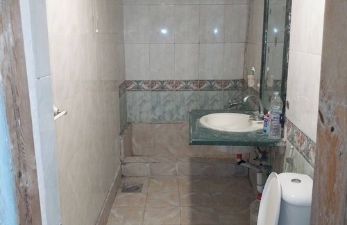 Al Manial Apartment | Female onlynSuperb 6-bedroom apartment in Cairo Governorate with WiFi, AC