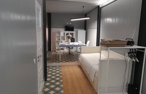 Coimbra City Centre Apartment | Fence houses 150