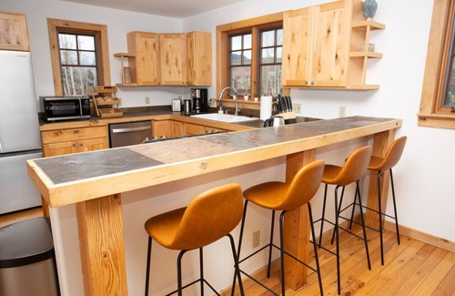 Crested Butte South Apartment | Fenced Backyard! Dog-friendly! Bus Shuttle!